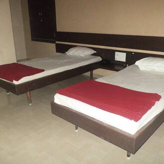 Hotel Garden, Vadodara 3